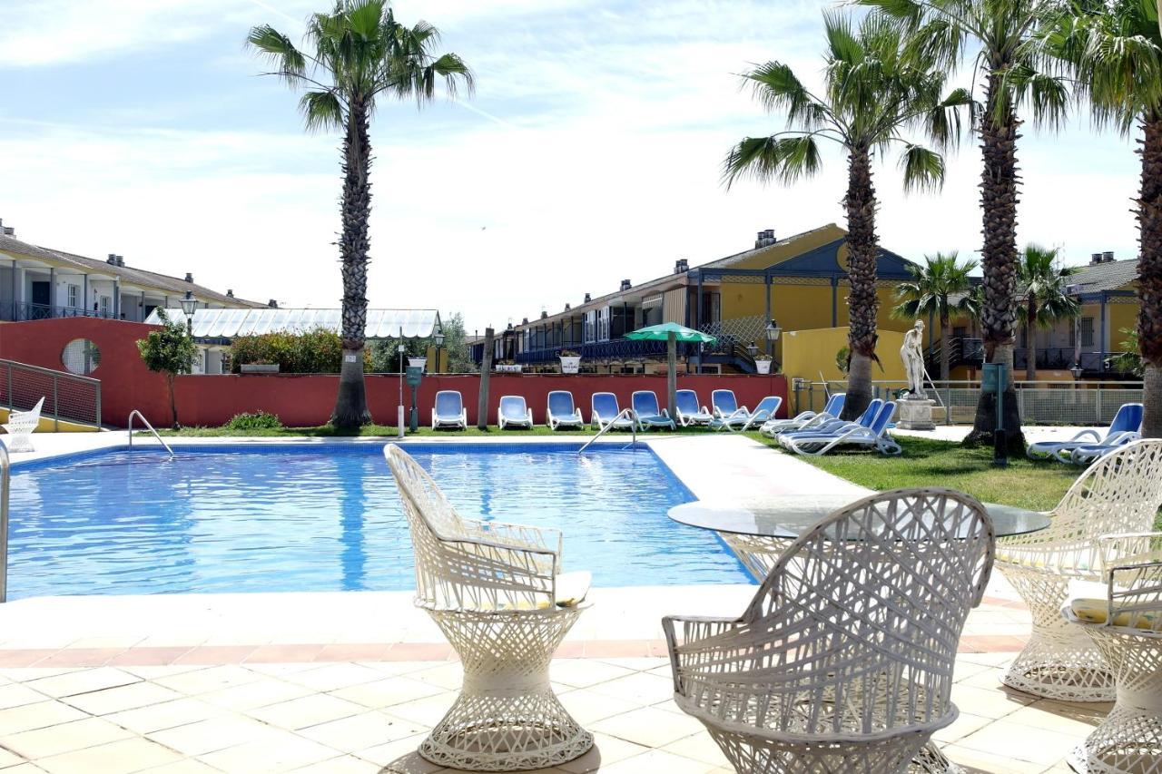 Hotel JM Jardin de la Reina Guillena Exterior foto