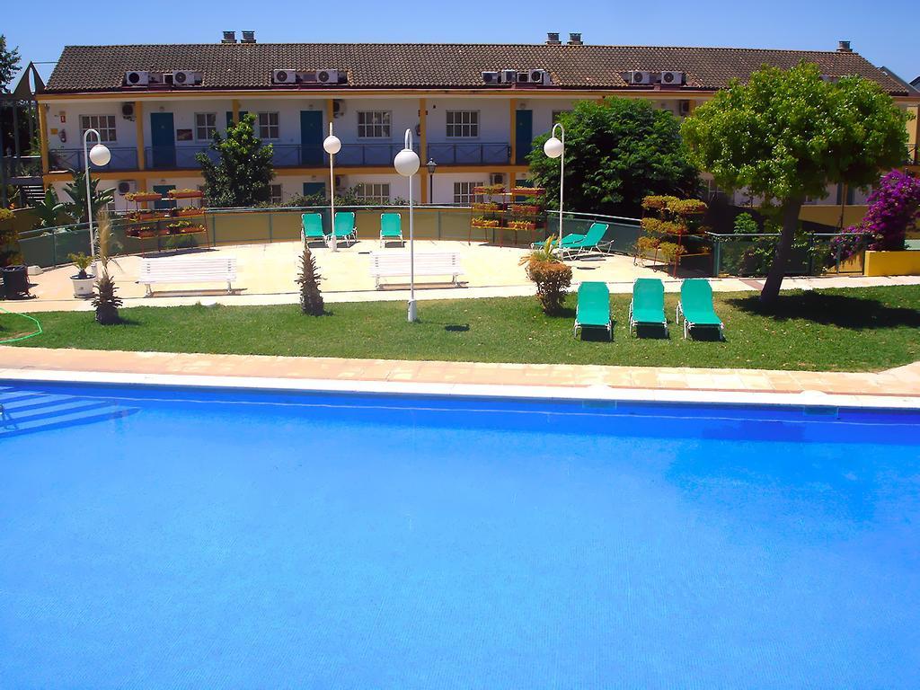 Hotel JM Jardin de la Reina Guillena Exterior foto